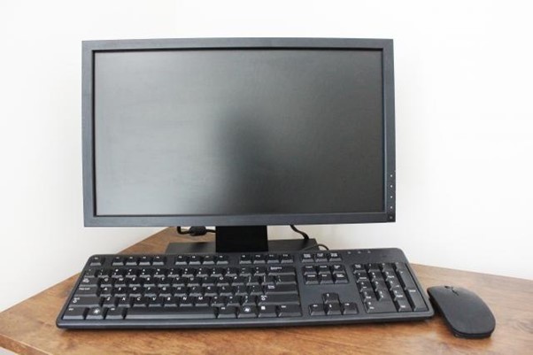 10ギガ対応のLANカードは必要? 取り付け方や設定も解説