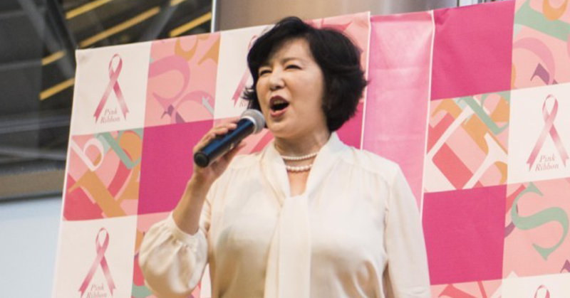 歌手・麻倉未稀さんに、乳がんについてインタビュー。「ステージに立つという目標があったから決断できた」