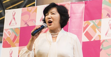 歌手・麻倉未稀さんに、乳がんについてインタビュー。「ステージに立つという目標があったから決断できた」